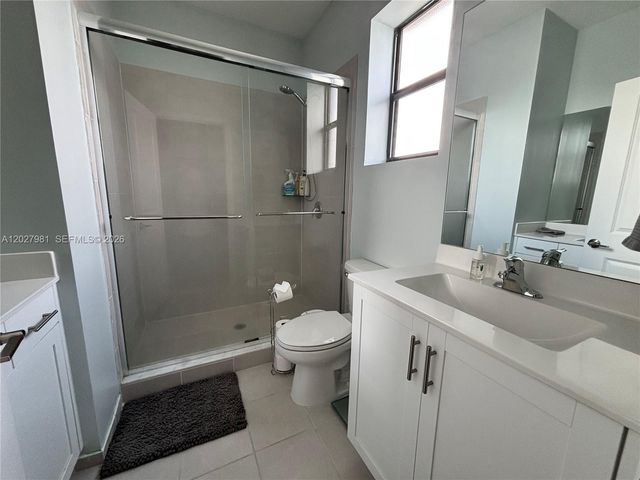 10251 SW 231st Ln, Miami, FL 33190