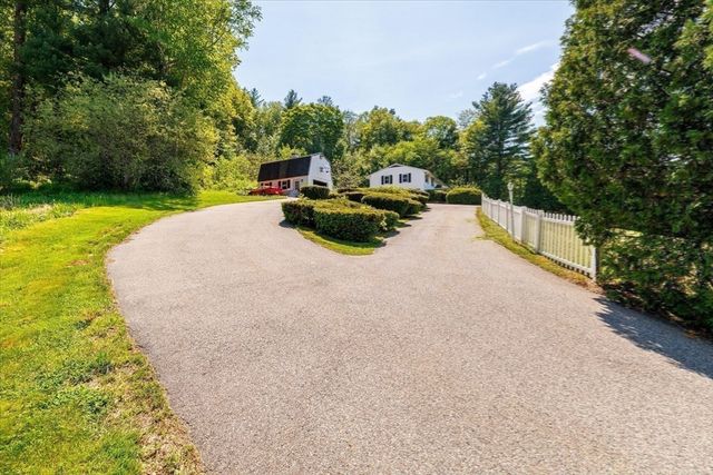 69 Sandersdale Rd, Charlton, MA 01507