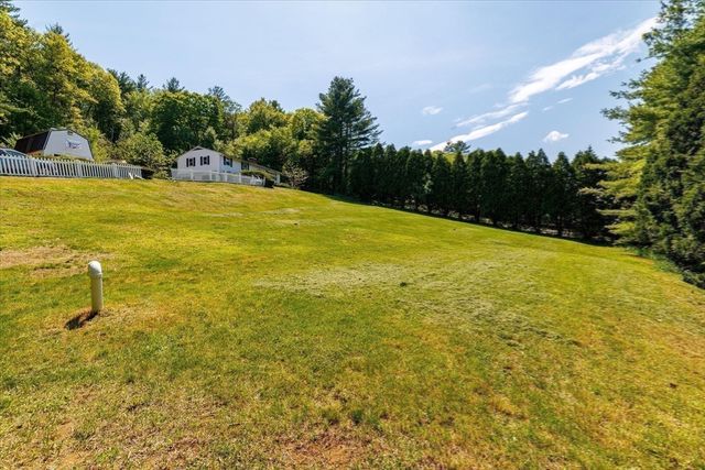69 Sandersdale Rd, Charlton, MA 01507