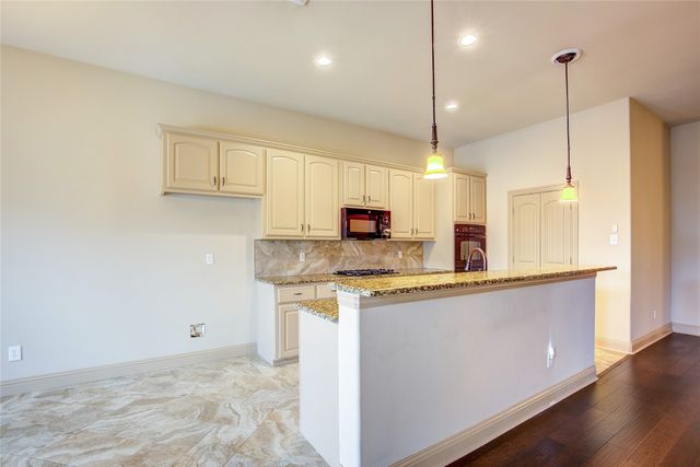 189 Charleston Lane, Fate, TX 75189