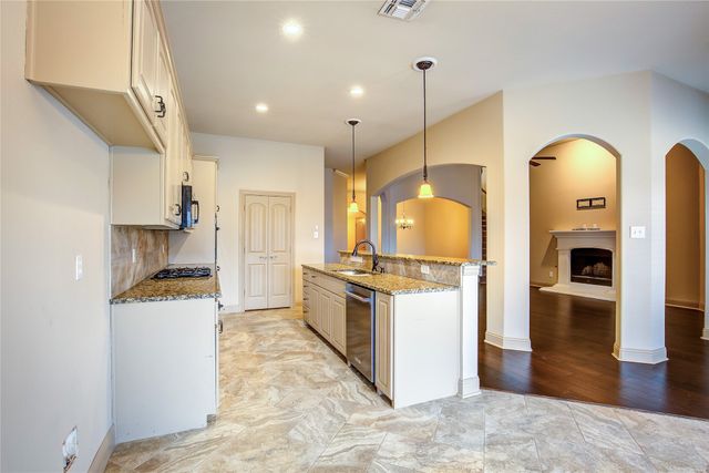 189 Charleston Lane, Fate, TX 75189