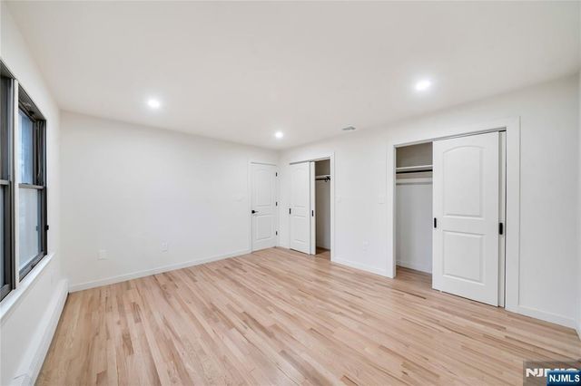 468 Morse Avenue, Ridgefield, NJ 07657