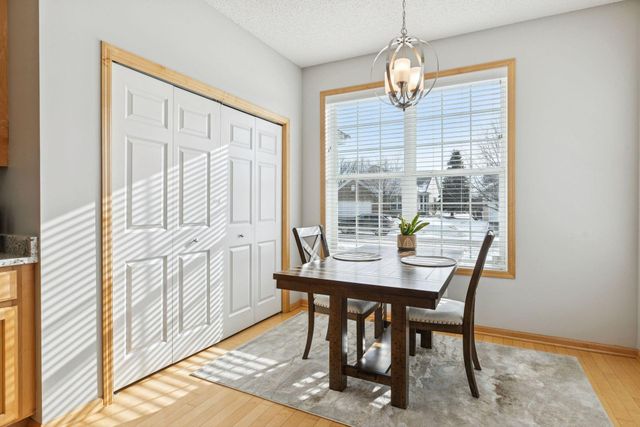 10764 Thone Road, Woodbury, MN 55129