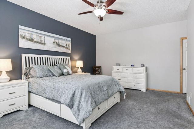 10764 Thone Road, Woodbury, MN 55129