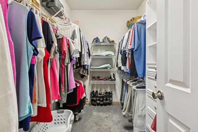 10764 Thone Road, Woodbury, MN 55129