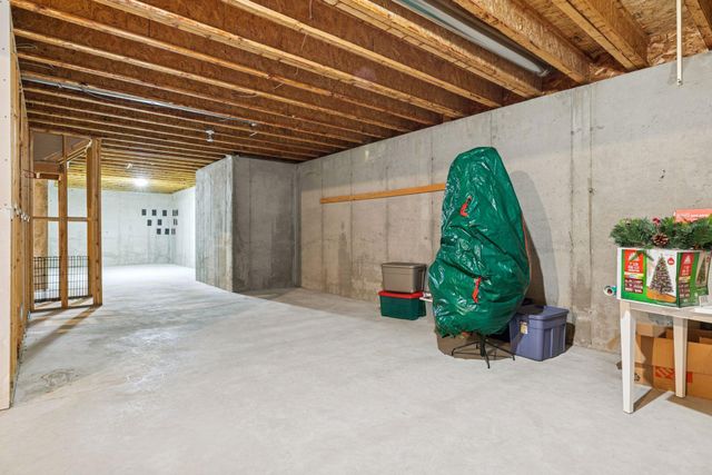 10764 Thone Road, Woodbury, MN 55129