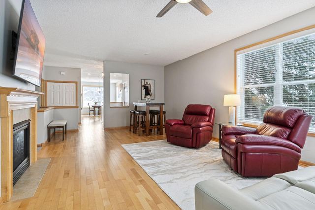 10764 Thone Road, Woodbury, MN 55129