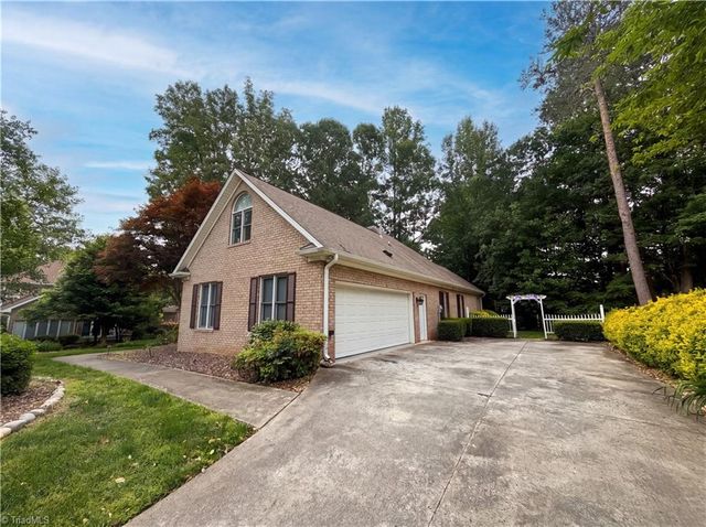 6516 Brookstone Drive, Whitsett, NC 27377