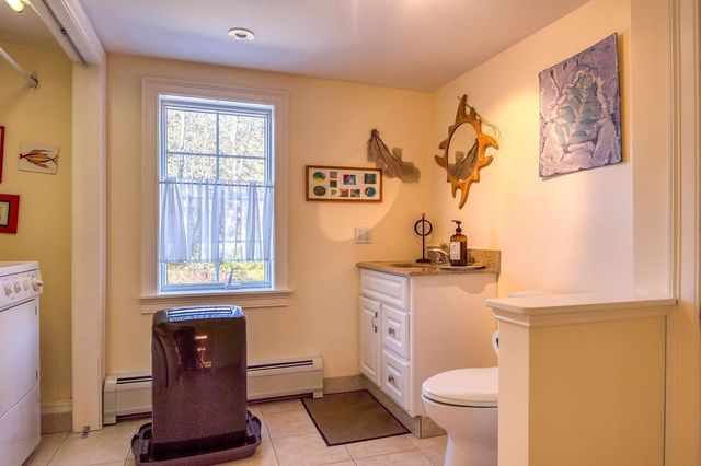 146 Calef Highway, Barrington, NH 03825