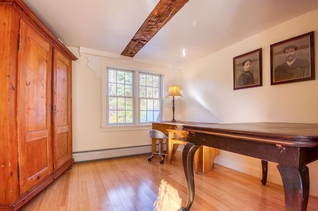 146 Calef Highway, Barrington, NH 03825