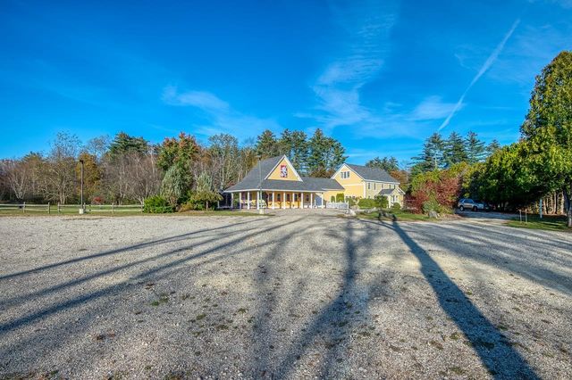 146 Calef Highway, Barrington, NH 03825