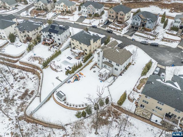 77 Haggerty Drive, West Orange, NJ 07052