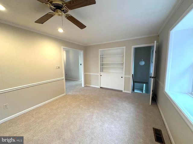 4037 OLNEY LAYTONSVILLE RD, Olney, MD 20832