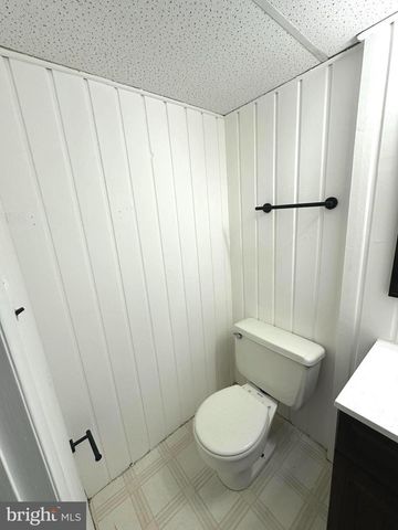 4037 OLNEY LAYTONSVILLE RD, Olney, MD 20832