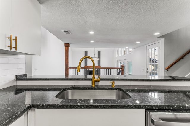 3210 Coronado Street, Irving, TX 75062