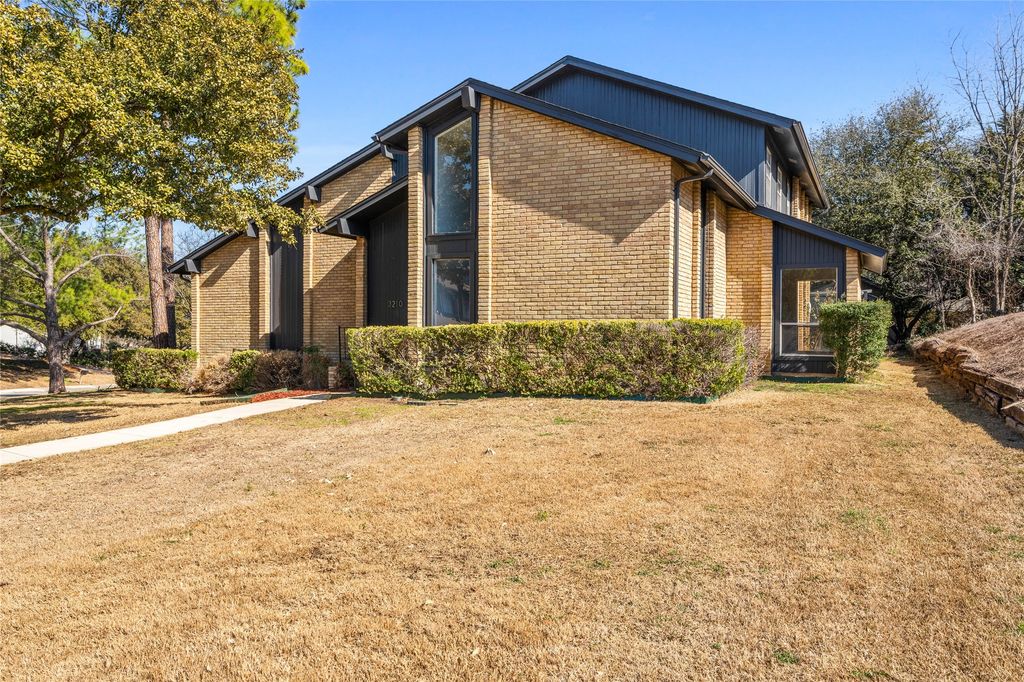 3210 Coronado Street, Irving, TX 75062