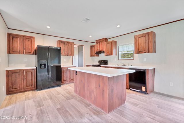 1288 Speckled Trout Circle NE, Townsend, GA 31331