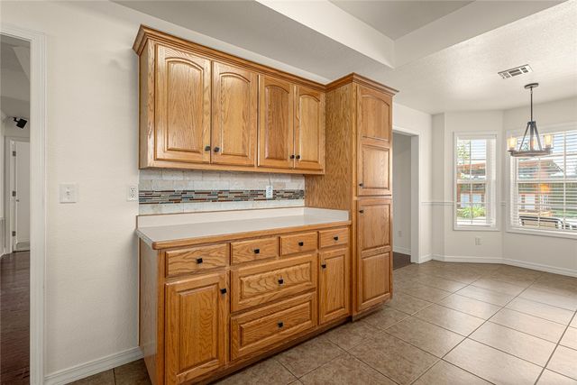 8448 Glory Drive, Bentonville, AR 72713