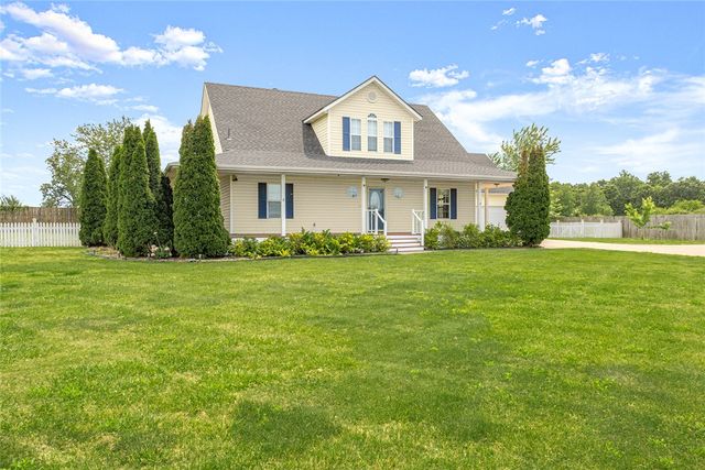 8448 Glory Drive, Bentonville, AR 72713