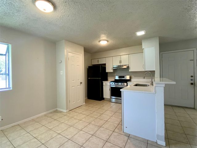 2300 Cedrick CV B, Austin, TX 78748