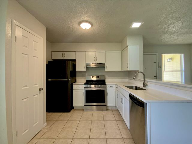 2300 Cedrick CV B, Austin, TX 78748