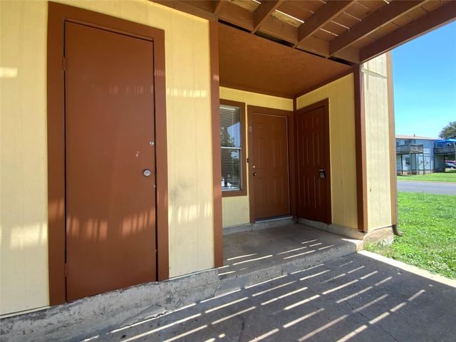 2300 Cedrick CV B, Austin, TX 78748