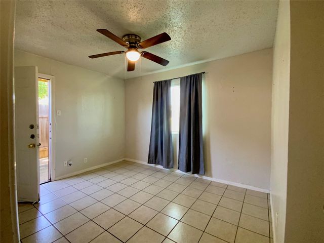 2300 Cedrick CV B, Austin, TX 78748
