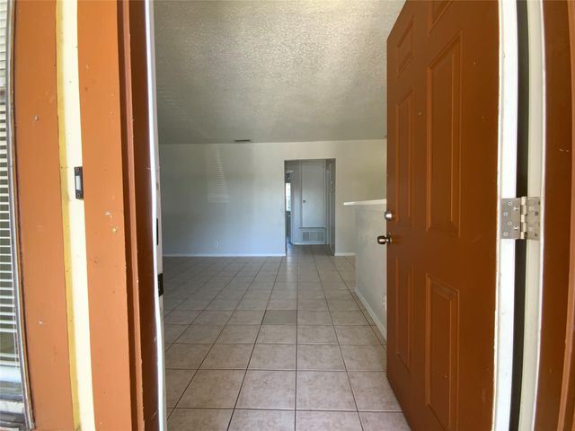 2300 Cedrick CV B, Austin, TX 78748