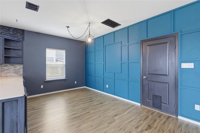 116 Night Riders WAY, Jarrell, TX 76537