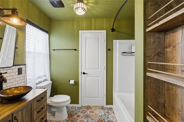 116 Night Riders WAY, Jarrell, TX 76537