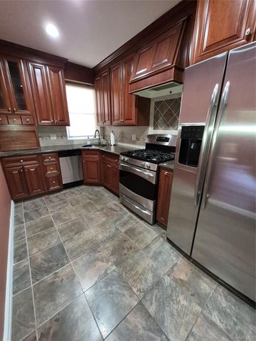 2031 21st Street, Astoria, NY 11105