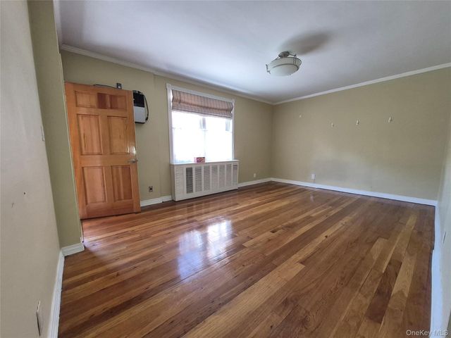 2031 21st Street, Astoria, NY 11105