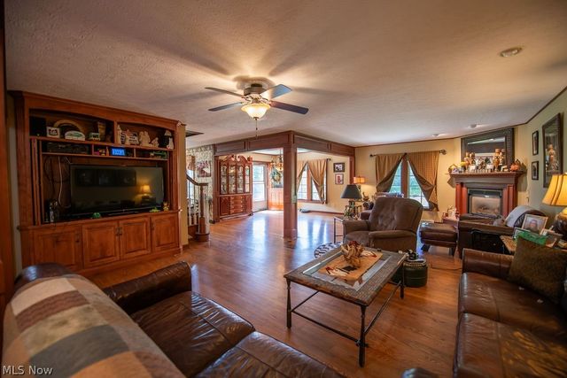 113 Howard Drive, Dover, OH 44622
