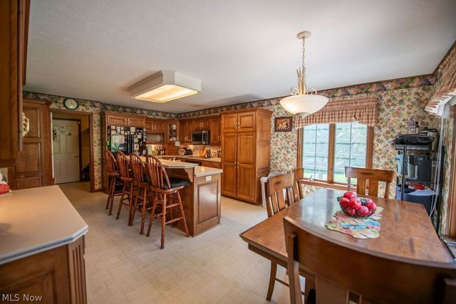 113 Howard Drive, Dover, OH 44622