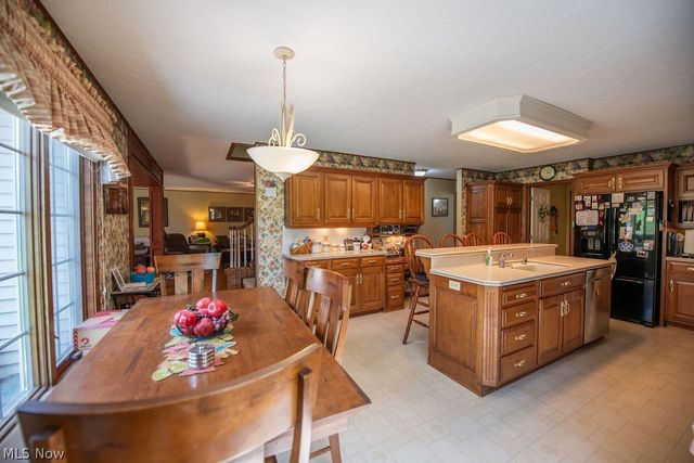 113 Howard Drive, Dover, OH 44622