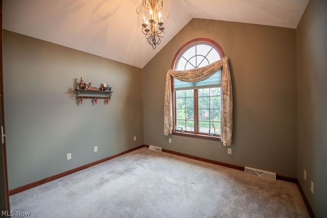 113 Howard Drive, Dover, OH 44622