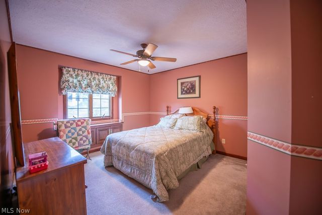 113 Howard Drive, Dover, OH 44622