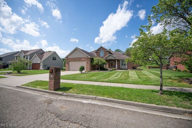 113 Howard Drive, Dover, OH 44622