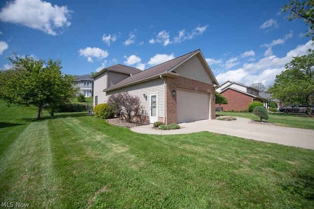 113 Howard Drive, Dover, OH 44622