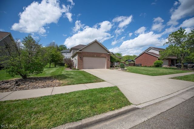 113 Howard Drive, Dover, OH 44622