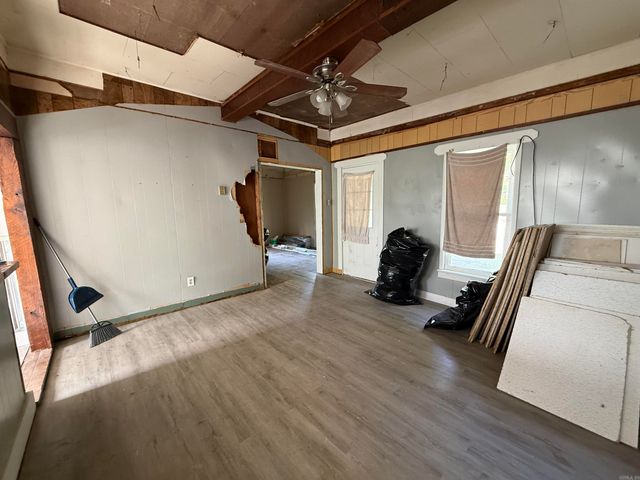 585 N Royal Avenue, Piggott, AR 72454