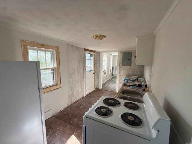 585 N Royal Avenue, Piggott, AR 72454