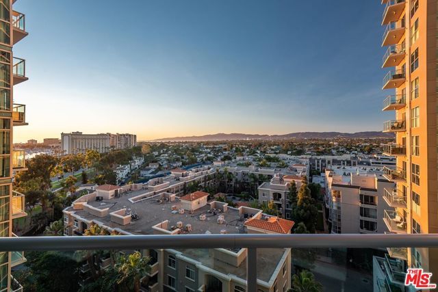 13700 MARINA POINTE Drive 1010, Marina Del Rey, CA 90292