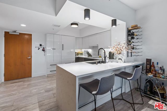 13700 MARINA POINTE Drive 1010, Marina Del Rey, CA 90292