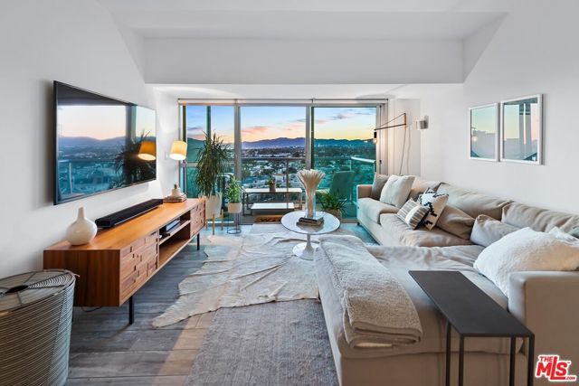 13700 MARINA POINTE Drive 1010, Marina Del Rey, CA 90292