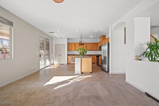 7317 Wild Roar Avenue, Las Vegas, NV 89129