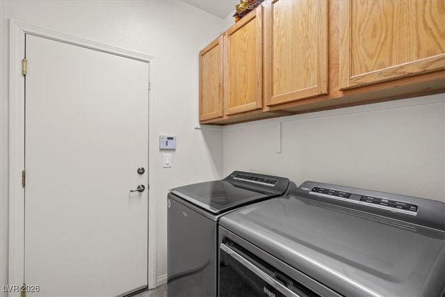 7317 Wild Roar Avenue, Las Vegas, NV 89129