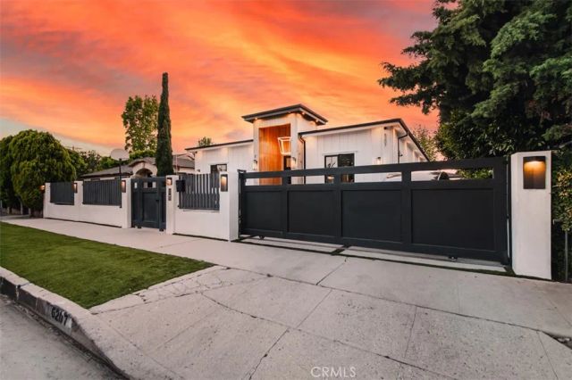 6207 Babcock, North Hollywood, CA 91606