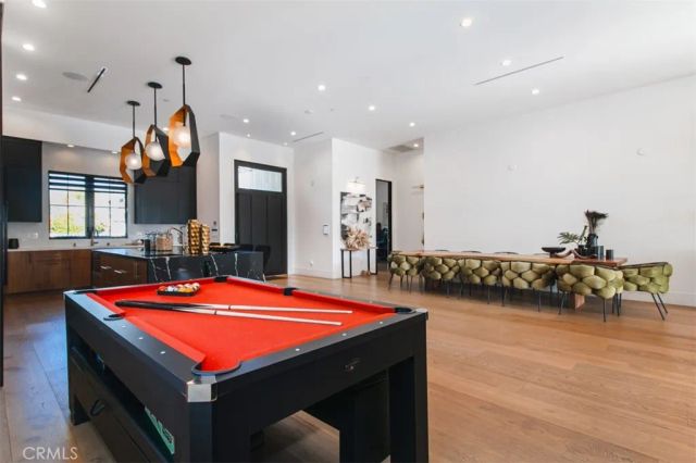 6207 Babcock, North Hollywood, CA 91606