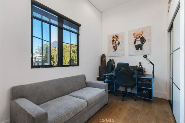 6207 Babcock, North Hollywood, CA 91606